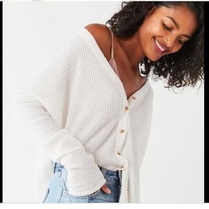 Out from under Jojo over sized thermal top